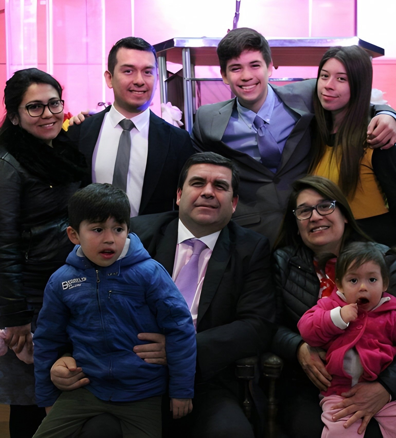 Obispo Pedro Pavez Leiva, Hna. Ana Ulloa Rodríguez y familia